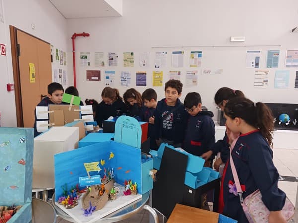 “Embaixadores da Ciência” recebem alunos de várias escolas básicas do nosso Concelho — foto 2