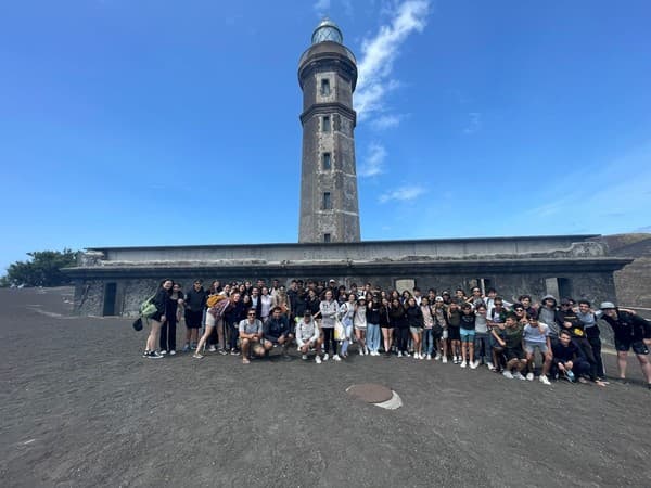 Turmas do 9.º ano à descoberta do Pico e do Faial — foto 4