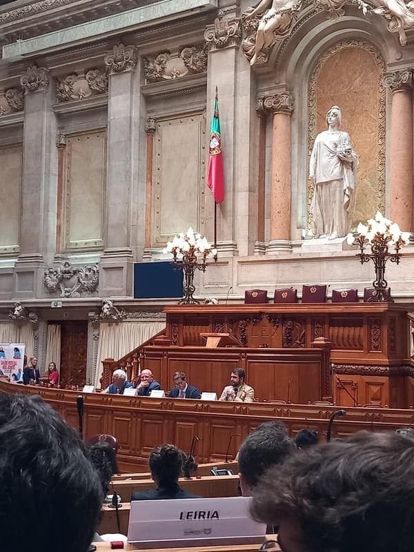 ICE na Sessão Nacional do projeto do Parlamento dos Jovens — foto 1
