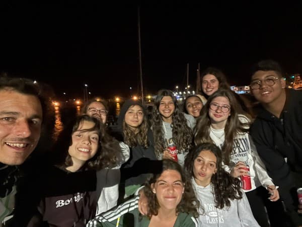 Turmas do 9.º ano à descoberta do Pico e do Faial — foto 1