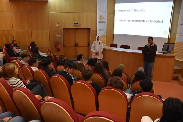 Vencedora do Masterchef 2023 participa em aula do ICE — foto 2