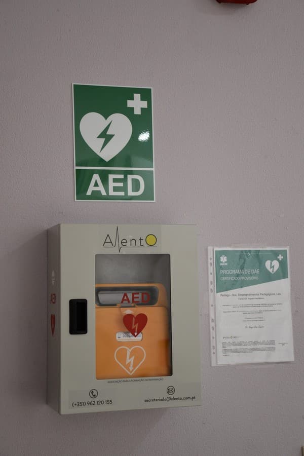 ICE implementa programa de desfibrilhação automática externa — foto 2
