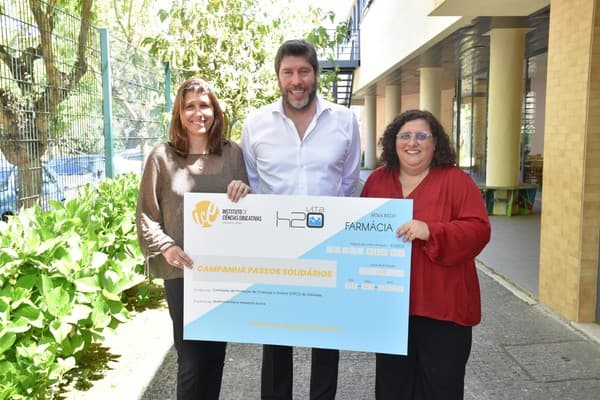 ICE entrega donativo à CPCJ Odivelas — foto 1