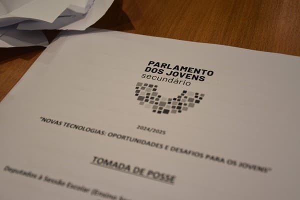 Sessões Escolares do Parlamento dos Jovens 2024/2025 — foto 7