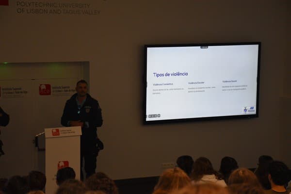 ICE recebe ação de sensibilização sobre a Violência — foto 2