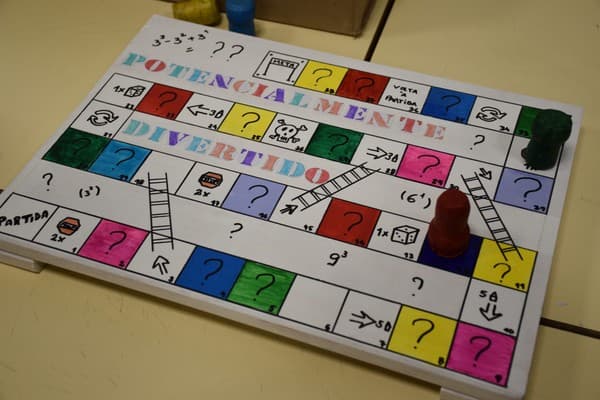 Alunos criam jogos de tabuleiro temáticos — foto 5