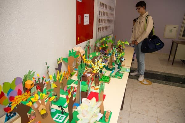 Exposição temática do Dia Mundial da Árvore e do Dia da Poesia — foto 2