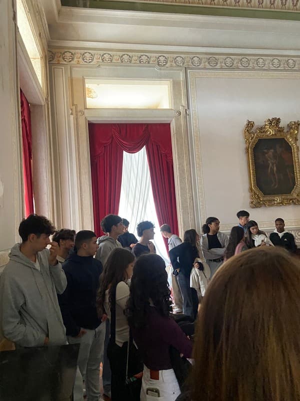 Alunos do 12.º ano visitam o Convento de Mafra — foto 11