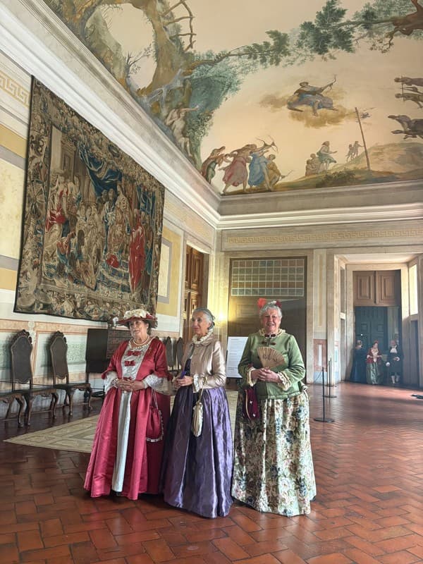 Alunos do 12.º ano visitam o Convento de Mafra — foto 1