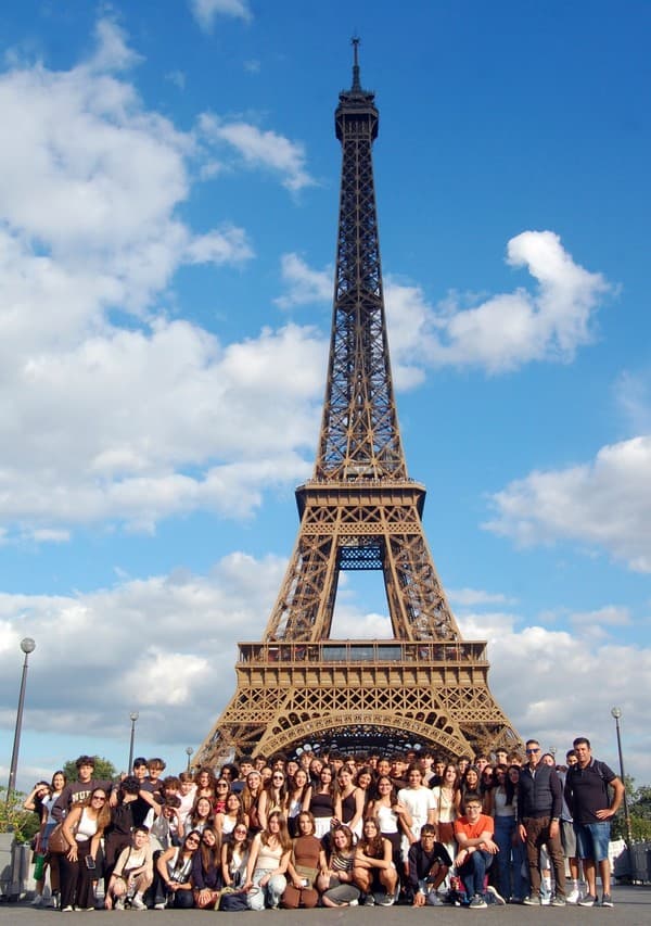 Viagem de Finalistas do 9.º ano termina com piquenique nas redondezas da icónica e tradicional zona histórica de Montmartre — foto 11