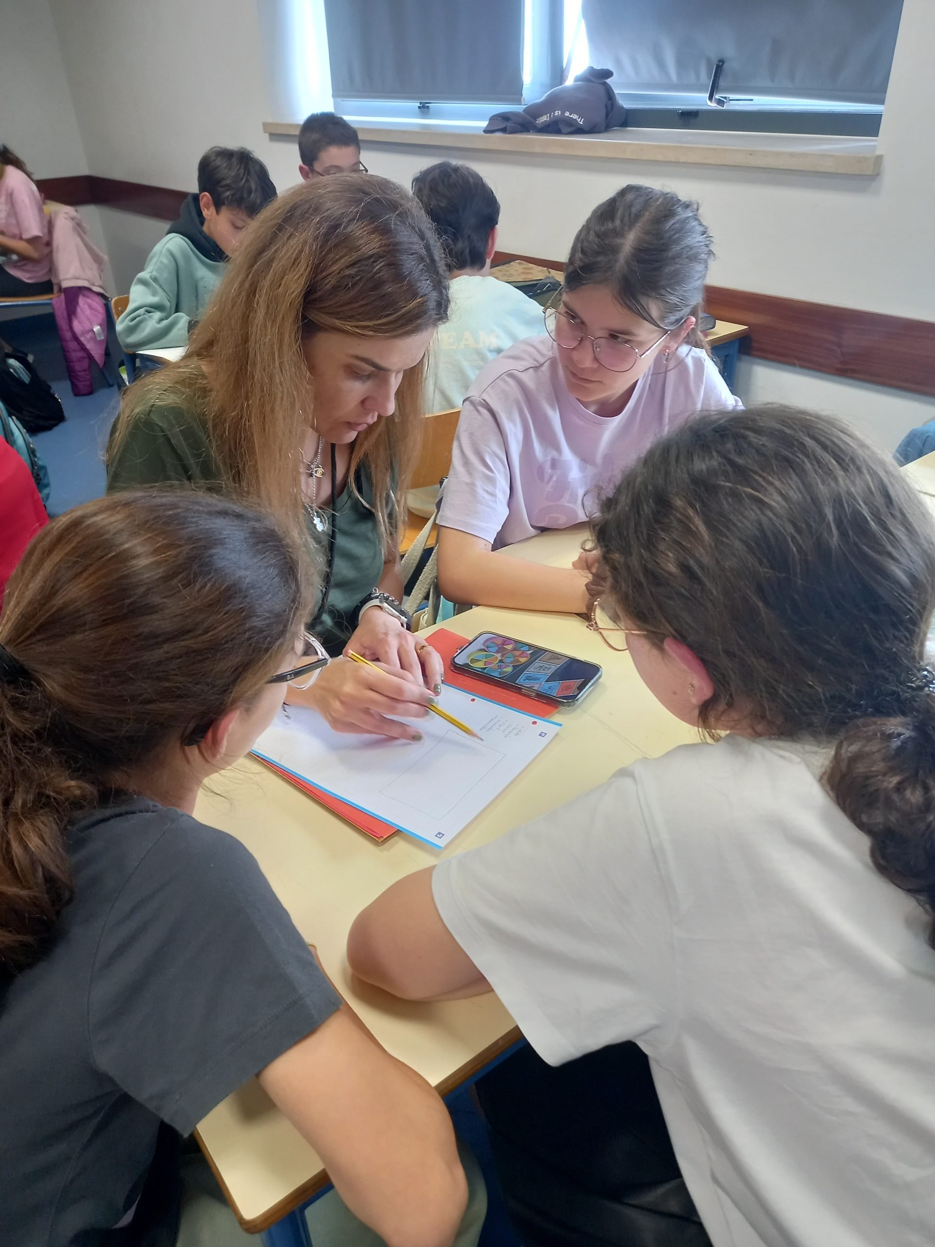 Oficina da Matemática promove criação de jogos de tabuleiro com conteúdos matemáticos