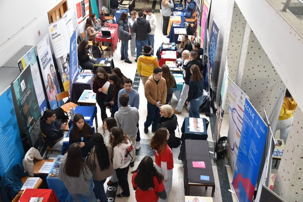 ICE recebeu Feira de Ensino Superior do Projeto Inspiring Future