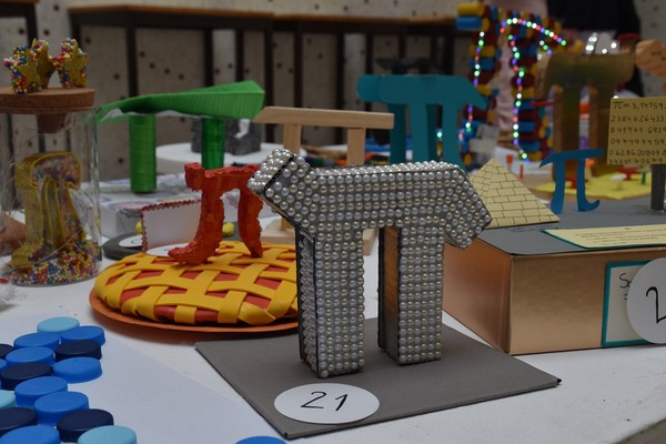 Semana da Matemática arranca com exposições temáticas
