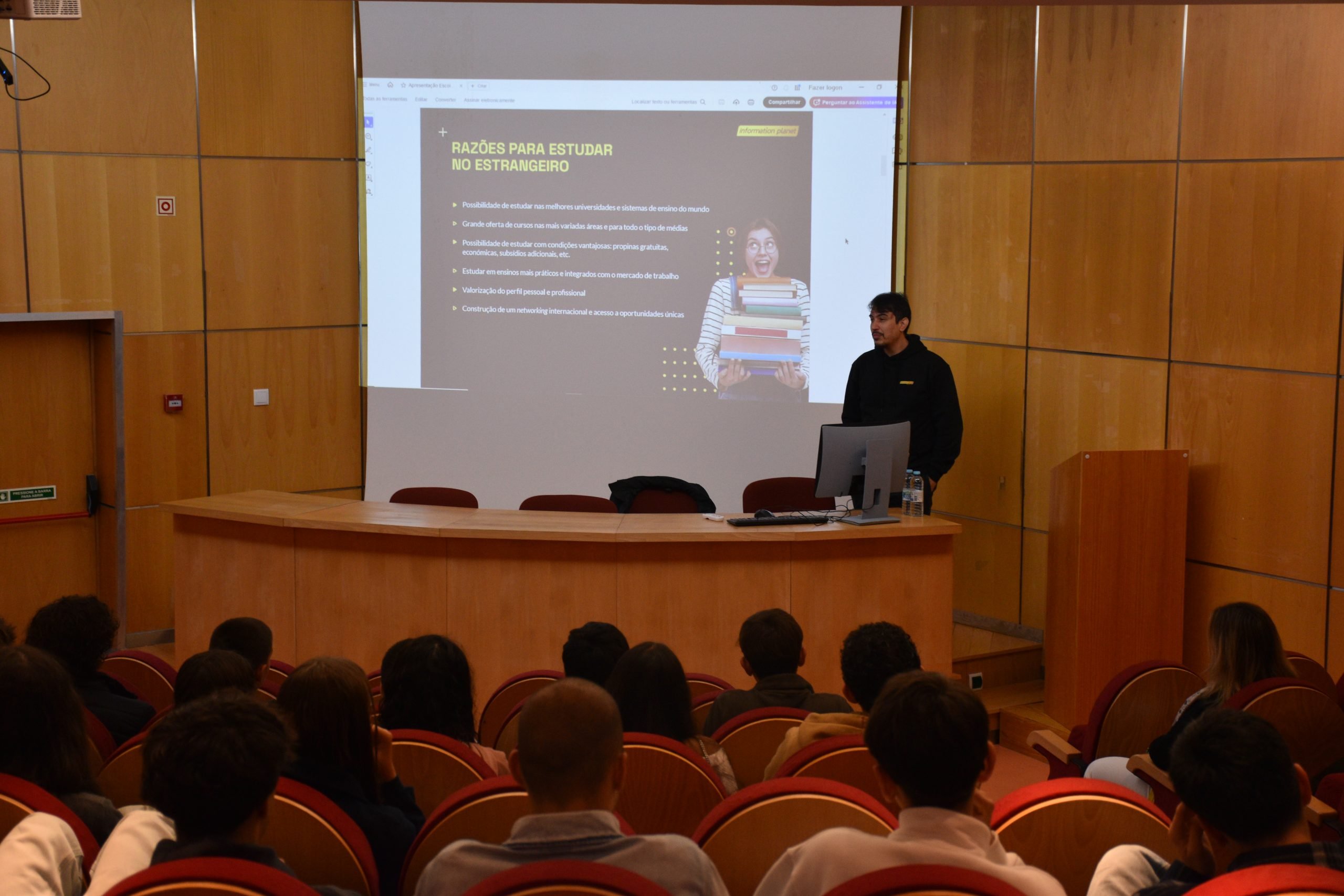 ICE realizou sessão informativa sobre estudar no estrangeiro