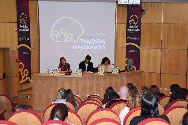 ICE e Externato Pica-Pau deram início ao Ciclo de Palestras Educacionais — foto 12