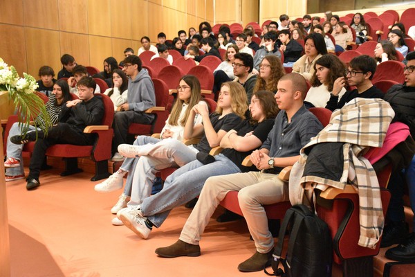 Sessões Escolares do Parlamento dos Jovens 2024/2025 — foto 2