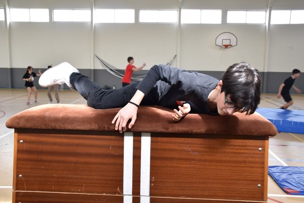 Turmas do 7.º e 8.º ano participam em aula aberta de Parkour — foto 3